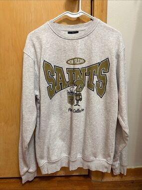 Saints Graphic Crewneck Sweatshirt - Light Gray